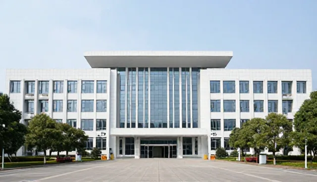 企业创新中的性能优化与适用场景分析